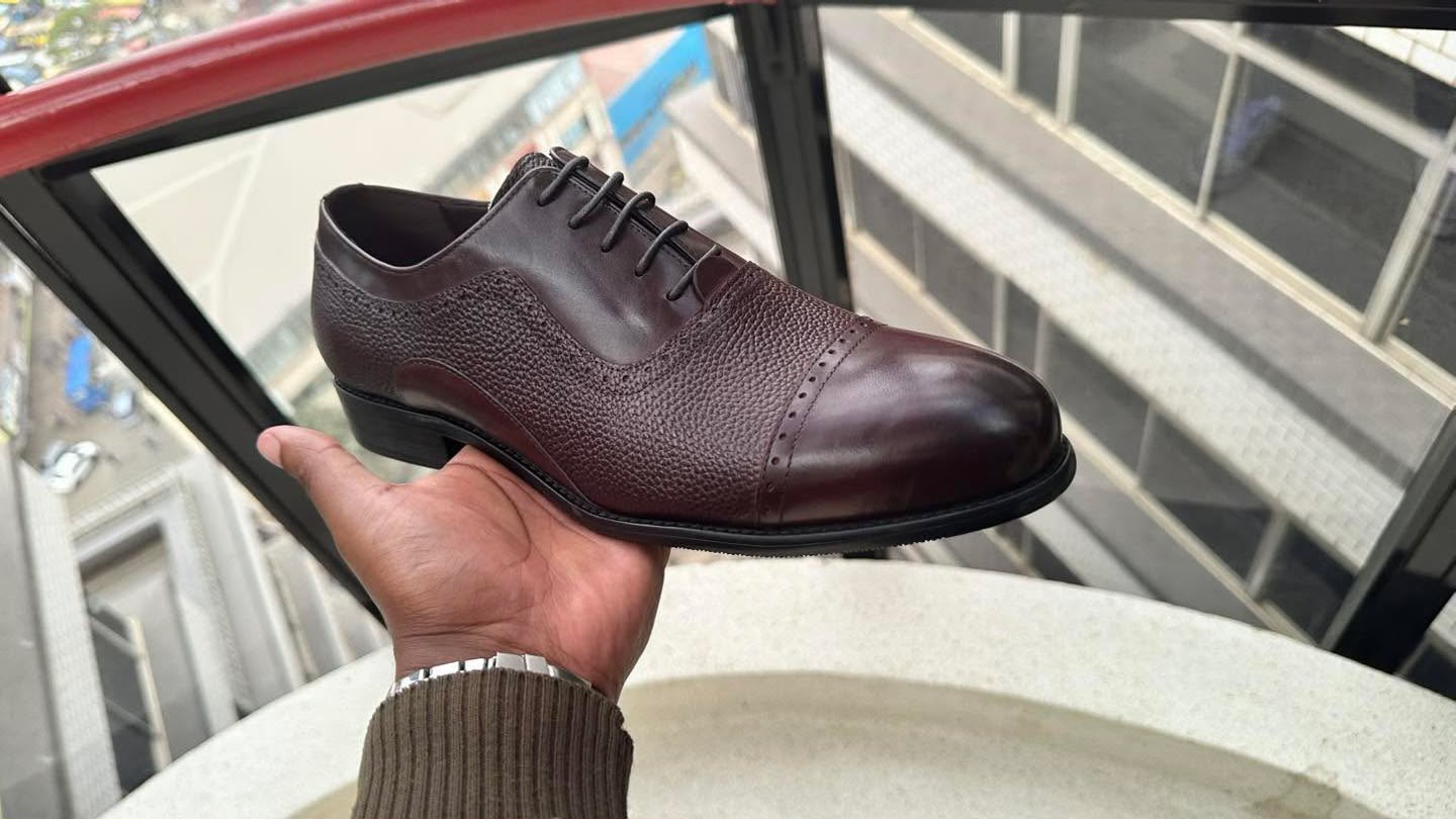 Clarks Textured Oxford Dark Brown