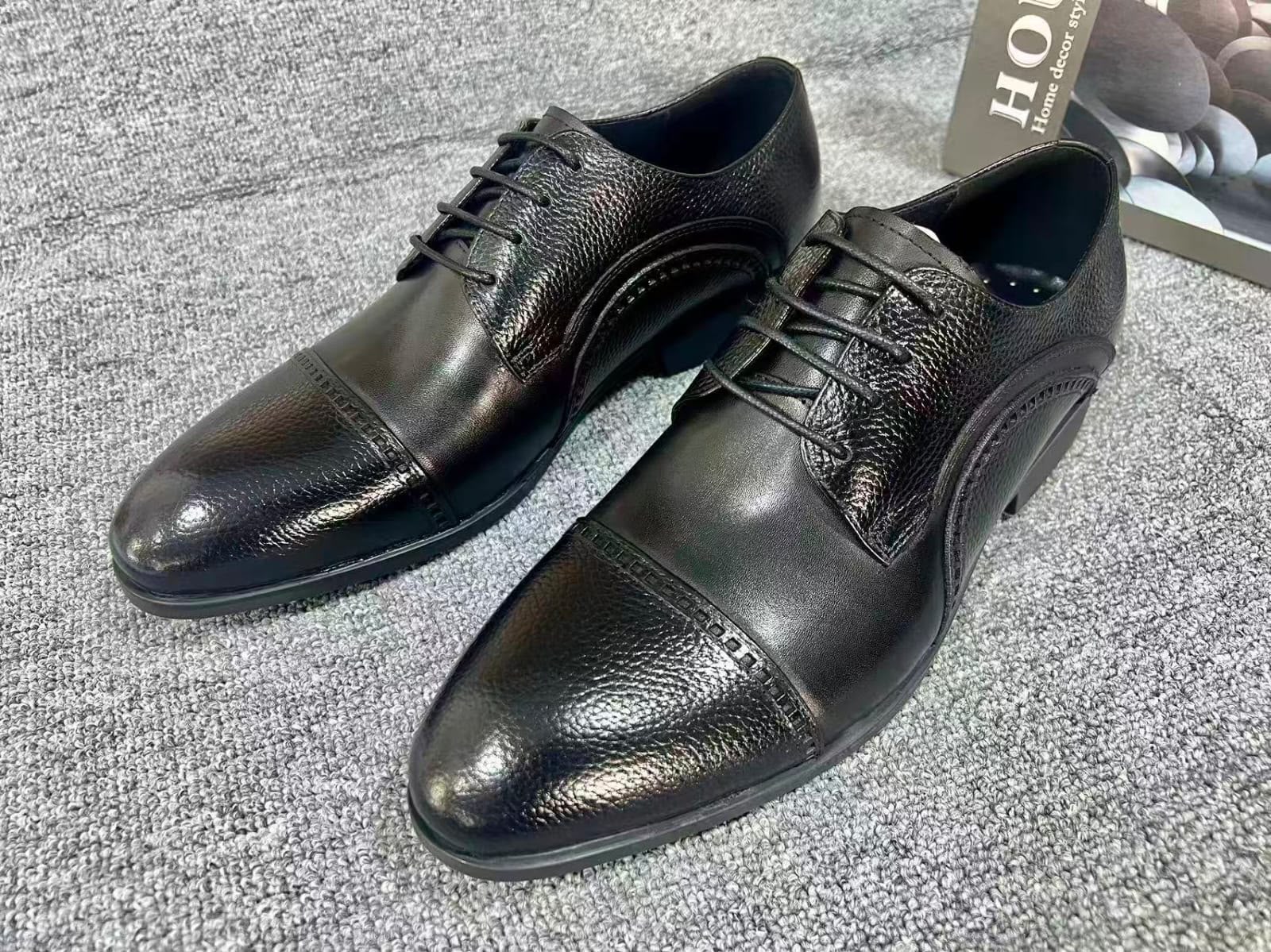 Clarks Leather Cap-Toe Derby Black