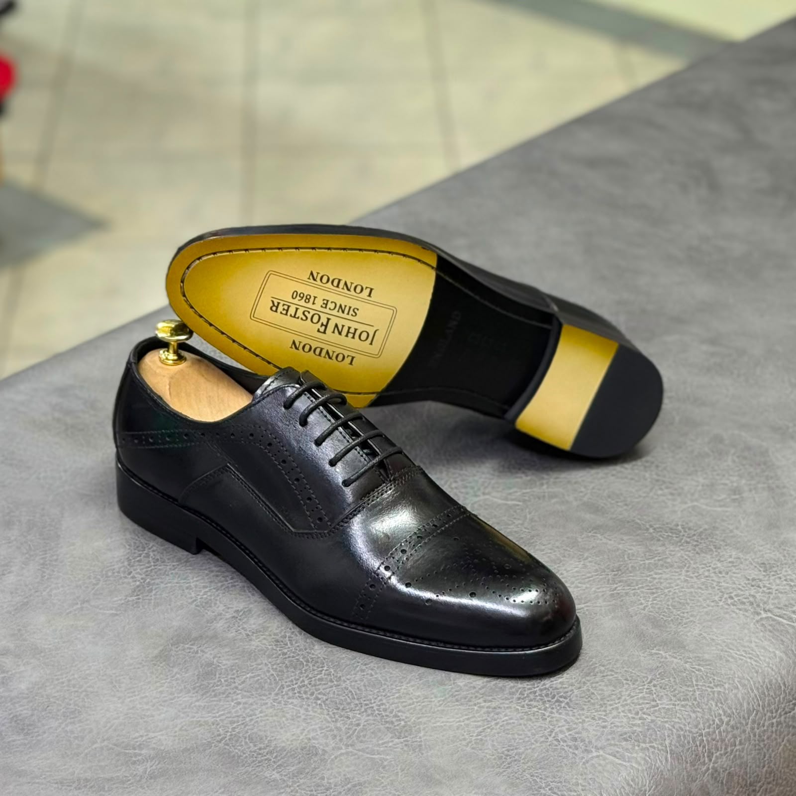 John Foster Brogue Oxford Black