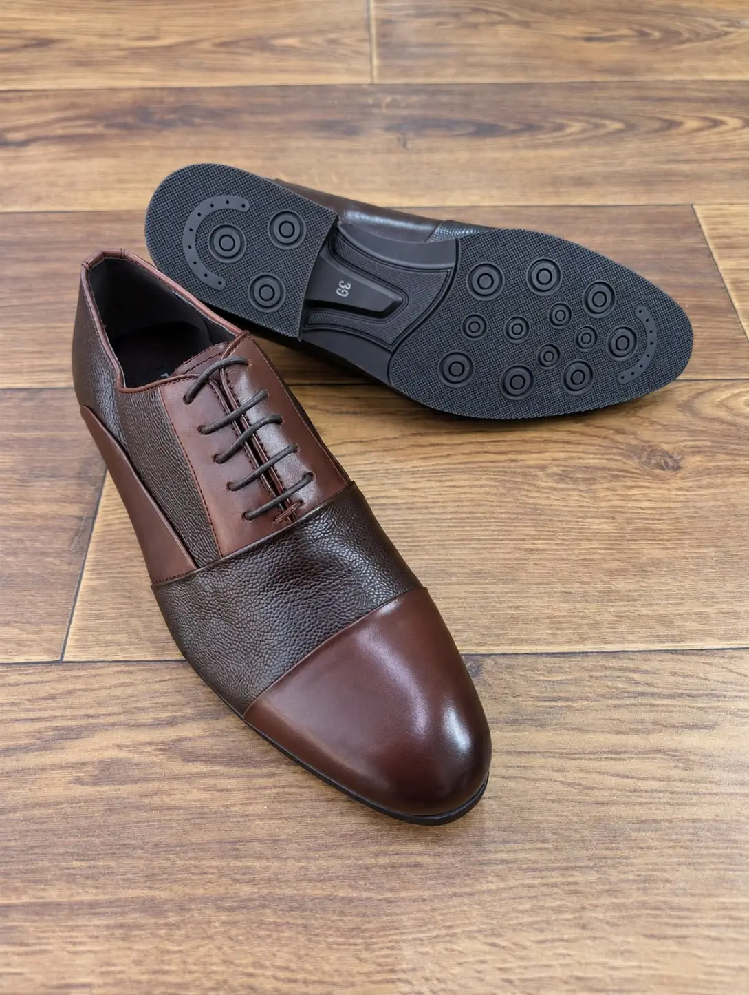 Black or Brown Shoes? What to Wear with Your Suit